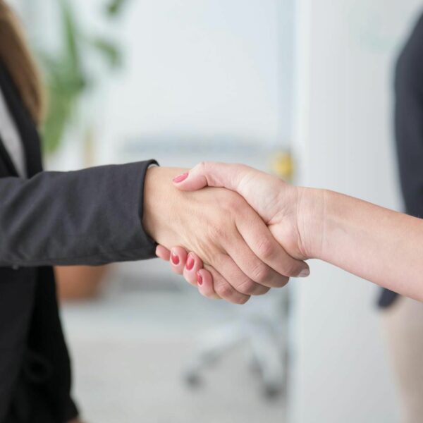 Pourquoi le salaire d’un agent immobilier varie fortement