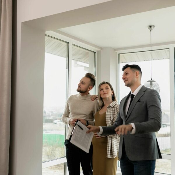 Estimation immobilière à Saint-Chamas : maison ou appartement, où est l&rsquo;écart ?