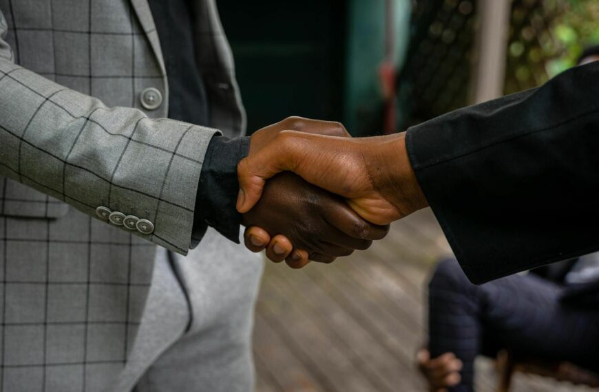 Devenir leader par la recommandation : réinventer la prospection vendeurs