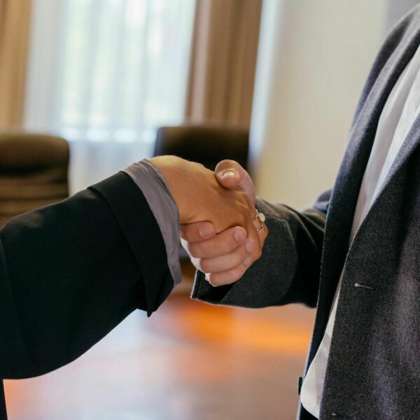 Comment un réseau d’ambassadeurs peut révolutionner la prospection de leads vendeurs