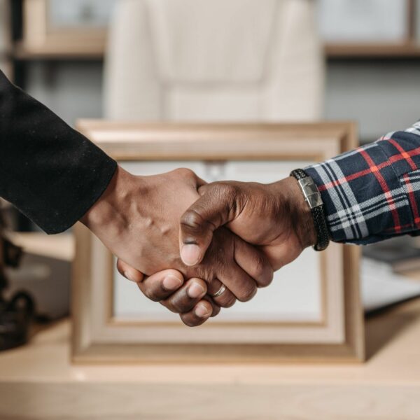 Les impôts sur la vente d&rsquo;un bien immobilier : ce que personne ne vous dit